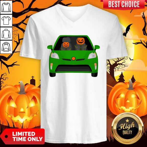 Pumpkin Family Drive In The Car Halloween V-neck