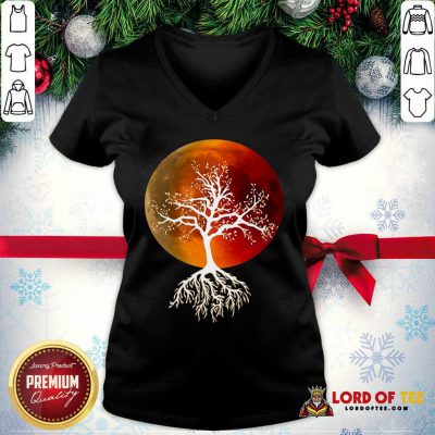  Blood Moon With Tree Moon Lunar Eclipse Moonlight Full Moon Pullover V-neck - Design By Lordoftee.com