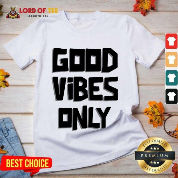 Pretty Coconut Tree Good Vibes Only V-Neck